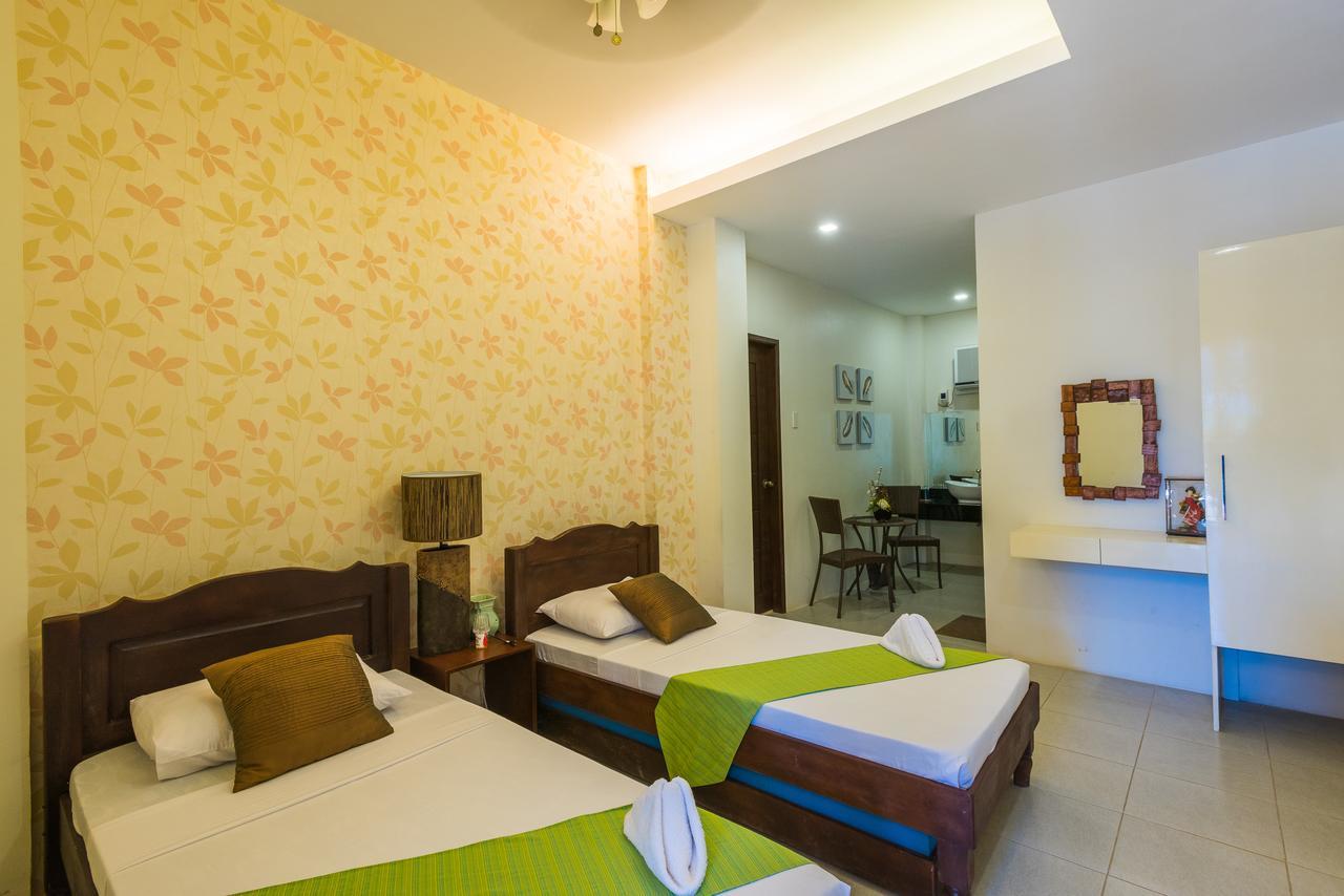 Hotel Balai Carmela Tuguegarao City Exterior foto